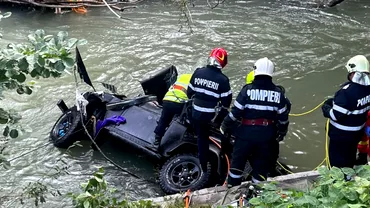 Dubla tragedie pe raul Bistrita O masina de teren a plonjat in apa si pasagerii nau avut nicio sansa