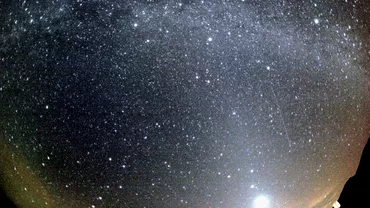 Cum poti vedea ploaia de meteori Orionide in aceasta noapte Fenomenul este unul spectaculos