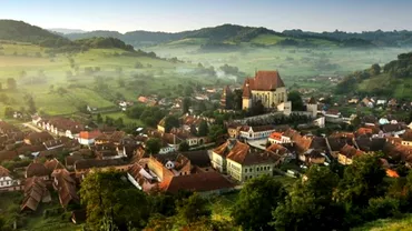 Satul din Romania care ia fascinat pe straini E pe locul doi in topul celor mai pitoresti destinatii din Europa