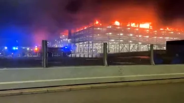 Incendiu pe aeroportul din Londra Zborurile au fost anulate sute de persoane blocate