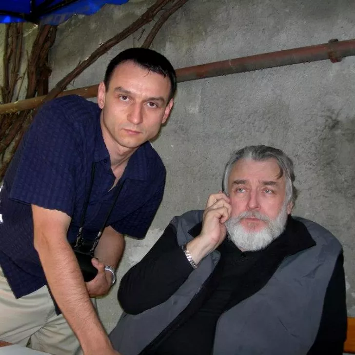 Adrian Păunescu, alături de Andrei Păunescu (sursa facebook.com)