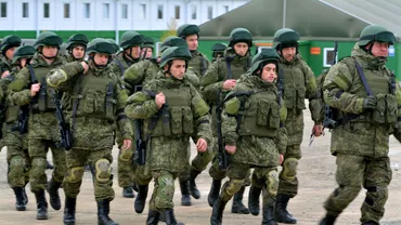 Razboi in Ucraina ziua 404 Rusia muta arme nucleare la granita NATO  Gruparea Wagner sustine ca a cucerit cladirea primariei din Bahmut Update