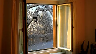 Cum aerisim corect casa pe timp de iarna De ce nu este bine sa deschizi geamurile dimineata pe frig