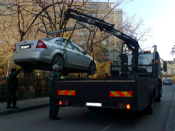 Cât costă să îţi recuperezi maşina dacă ţi-a fost ridicată în Bucureşti. Mașini ridicate