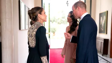 Ce intrebare ia pus Regina Rania Printului William la nunta din Iordania Ce curiozitate a avut aceasta