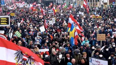 Mii de oameni au iesit in strada in Austria Zeci de proteste cu un mesaj clar Vrem sa mancam sa ne incalzim sa traim