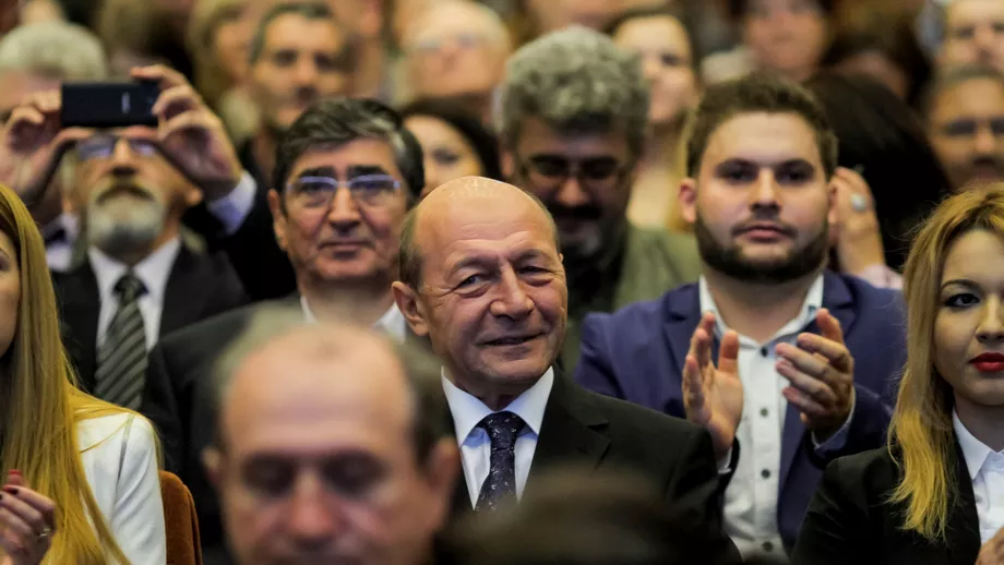 Traian Basescu a primit o functie importanta in Parlamentul European Ce alti europarlamentari romani ocupa functii de top