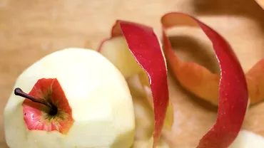5 moduri in care poti sa folosesti cojile de mere Nu le vei mai arunca niciodata