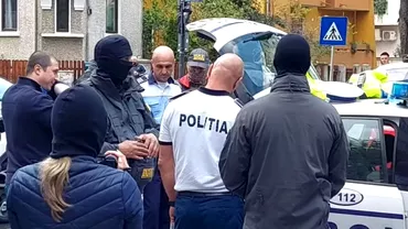 Politistii corupti din Bucuresti au fost retinuti de procurorii DNA Cei doi au luat mita de la 23 de soferi