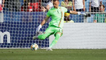 Lovitura inaintea semifinalei cu Germania italienii anunta transferul de 15 milioane de euro al lui Ionut Radu Unde va juca in sezonul viitor