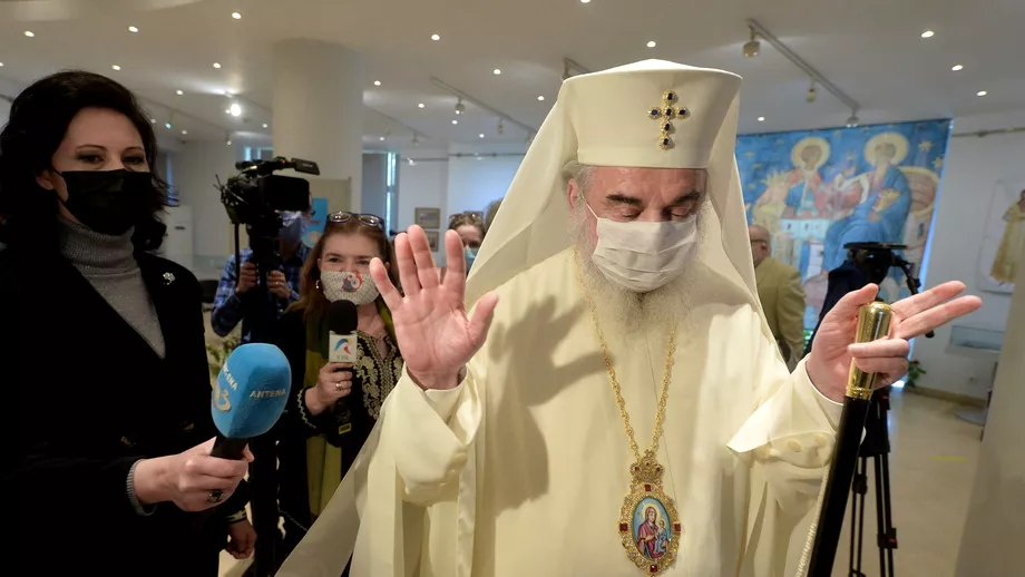 Patriarhul Daniel a surprins audienta la un eveniment Bancul cu militieni spus de Preafericitul Parinte Video