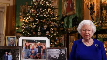 Fotografia de la care a pornit tot scandalul din Casa Regala britanica Printul Harry si Meghan jigniti de Regina Elisabeta