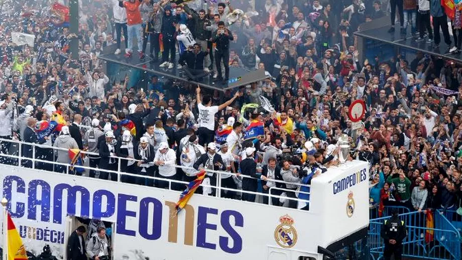 VIDEO FIESTA la Madrid Jucatorii celebreaza LIGA cu fanii