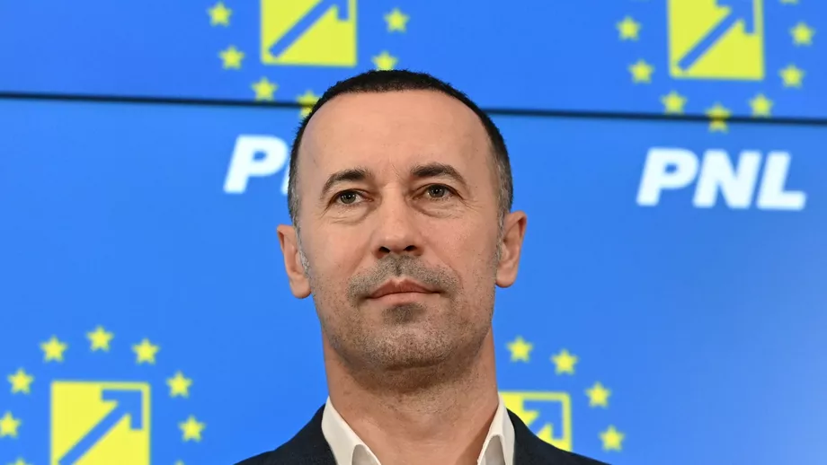 Iulian Dumitrescu acuzat ca sia conditionat demisia din functiile detinute in partid Pe cine a cerut la sefia PNL Prahova