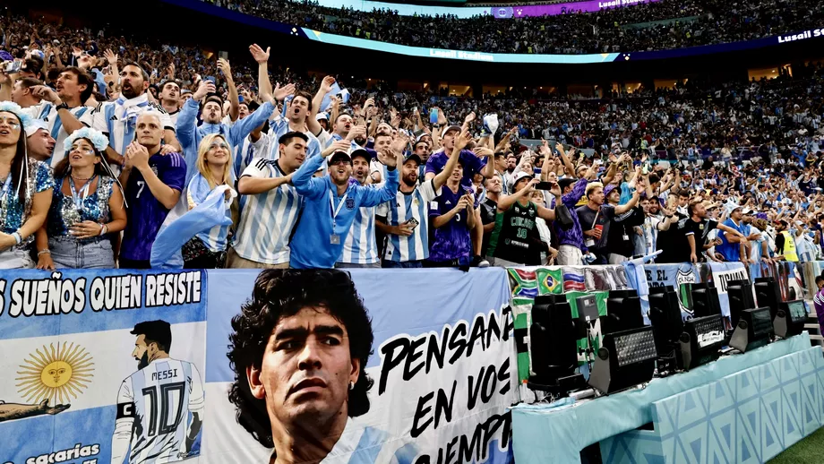 Criza financiara nu ia impiedicat pe argentinieni sa fie alaturi de Messi Unii siau vandut casele pentru a ajunge la finala cu Franta