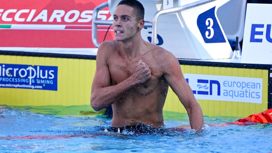 Campionatele Europene de natatie de la Roma David Popovici sa retras din finala de 400 de metri liber Motivele din spatele deciziei Video