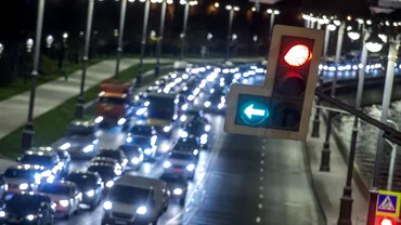 Orasul care inlocuieste semafoarele clasice cu unele inteligente Costuri de 100000 de euro