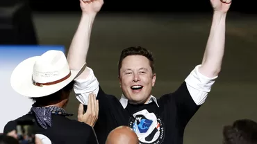 Elon Musk a cumparat Twitter Compania a acceptat o oferta de 44 de miliarde de dolari Prima reactie a noului proprietar Update