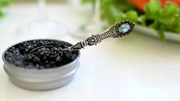 Ce este caviarul de fapt si de ce este asa de scump E considerat un simbol al luxului si rafinamentului