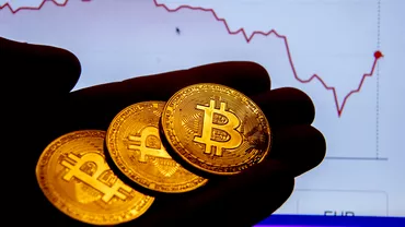 Bitcoin scadere record pe piata criptomonedelor Pentru prima data in ultimele 16 luni a ajuns la sub 26000 de dolari