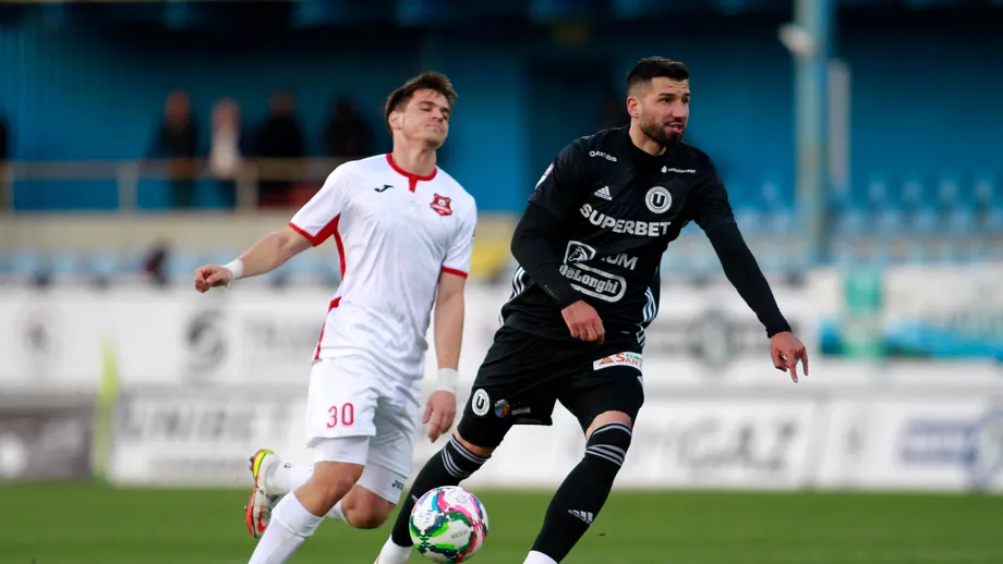 Liga 2 playoff etapa a 9a  playout etapa a 7a U Cluj  Hermannstadt 12 Fanii sepcilor rosii scandal la vestiare dupa meci Plecati cu totii