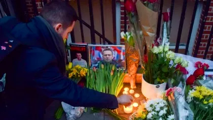 Motivul oficial al morții lui Aleksei Navalnîi. Autoritățile i-au transmis mamei că nu-și...