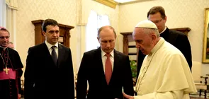 Papa Francisc pregatit pentru medierea intre Ucraina si Rusia dar numai cu o conditie Secretarul Vaticanului a dezvaluito