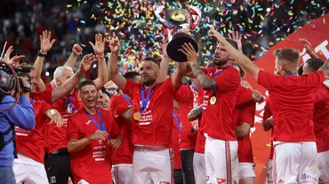 CFR Cluj  Sepsi Sf Gheorghe 12 in Supercupa Romaniei Covasnenii la al doilea trofeu din istorie Campioana a terminat in zece oameni