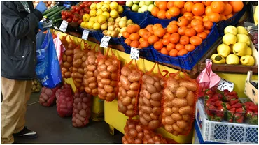 Semnal de alarma Romania produce cu aproape 50 mai putine fructe si legume decat acum zece ani Date ingrijoratoare de la Eurostat