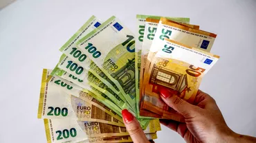 Curs valutar BNR joi 25 ianuarie 2024 Euro si dolarul continua sa se deprecieze Update