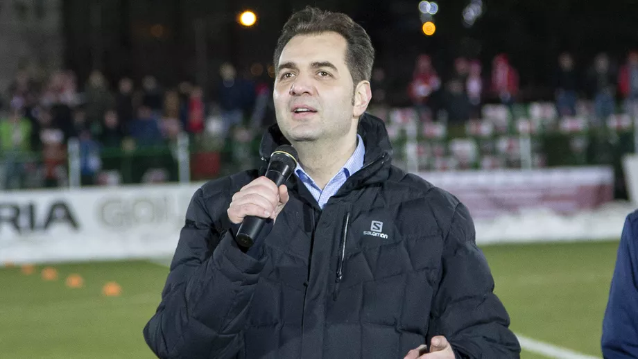 Culmea ipocriziei Primarul din Sfantu Gheorghe care condamna incidentele de la Sepsi  FC U Craiova amendat pentru discriminare in 2021 Ce a facut edilul