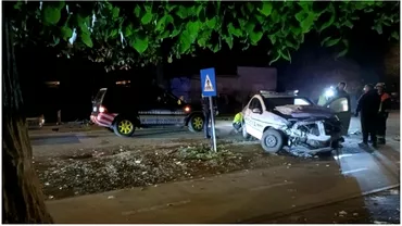 Ce a observat un martor dupa accidentul celor doua masini de politie din Arad Erau toti imprastiati pe acolo