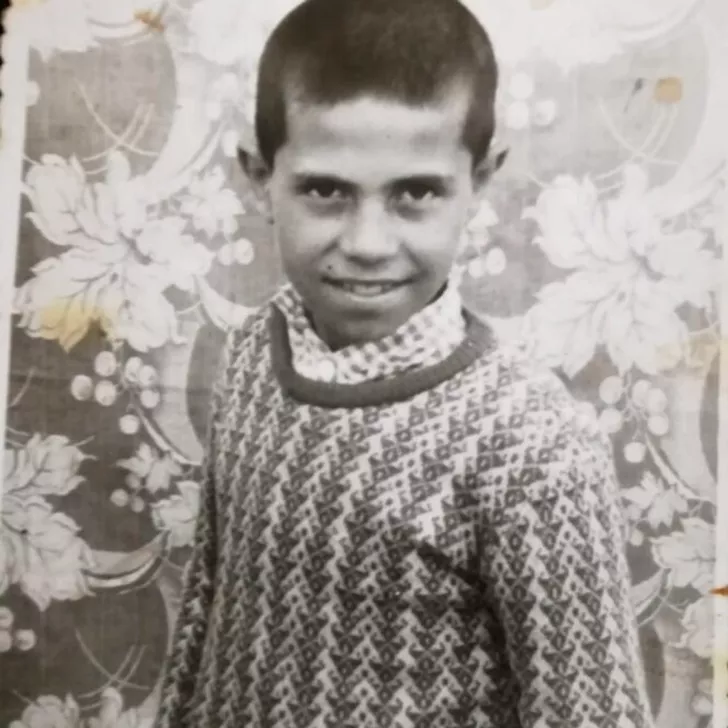 Dan Ciotoi în copilărie. Sursă foto: Arhivă personală