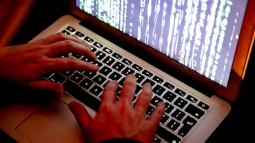 Un roman din Marea Britanie primul suspect in cazul atacurilor informatice din weekend
