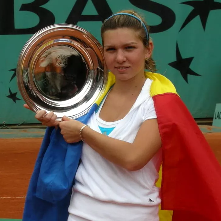 640px-Simona_Halep_as_Roland_Garros_Junior_Championships_2008_cropped