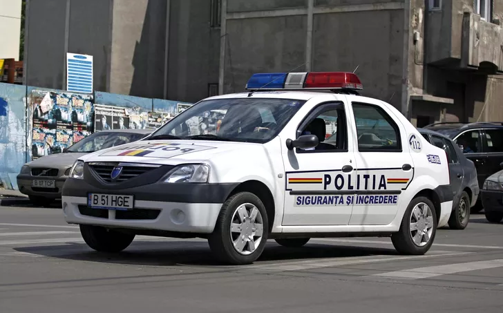 Accident cu mașina de poliție la Ploiești