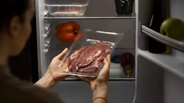 Compartimentul din frigider unde se tine carnea de fapt Putini romani o depoziteaza in locul in care trebuie