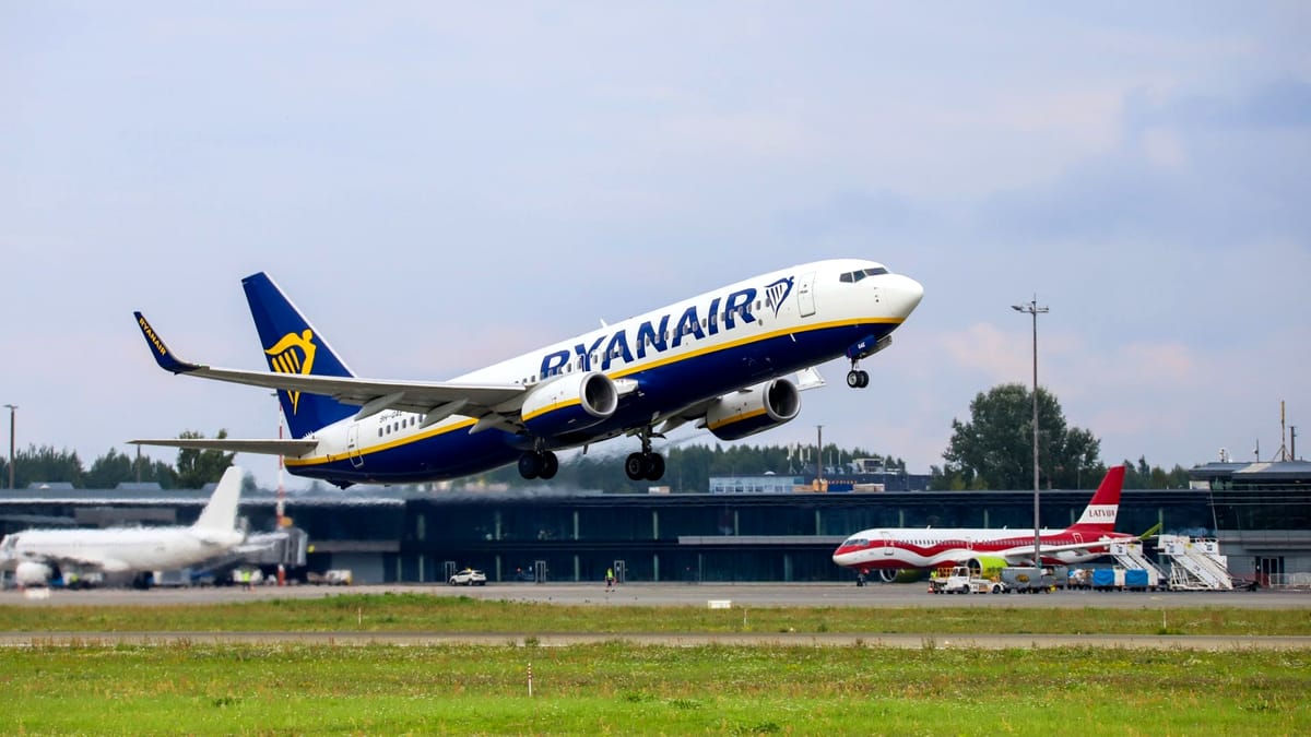 Incident bizar cauzat de pasagerii unei aeronave Ryanair. Avionul a fost nevoit să aterizeze forțat