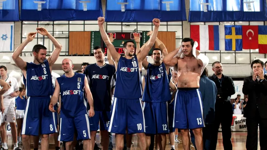 Asesoft Ploieşti, câştigătoarea FIBA EuroCup Challenge în 2005! Singurul trofeu continental pentru baschetul din România