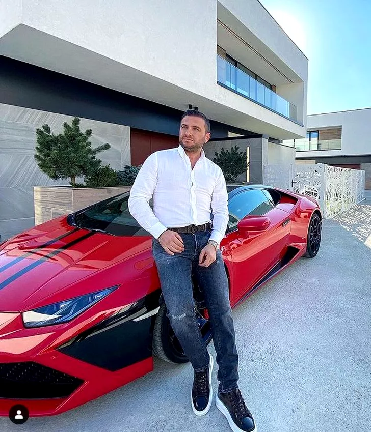 Valentin Brăescu este pasionat de mașini scumpe și are câteva exemplare cu care se mândrește