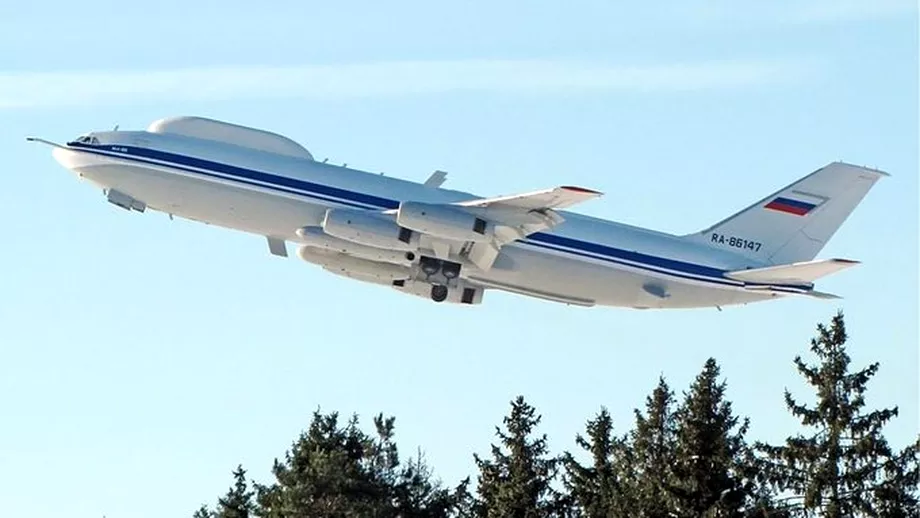 Unde a fost vazut avionul nuclear al lui Putin Aparatul de zbor ii permite sa conduca Rusia din aer chiar daca incepe razboiul