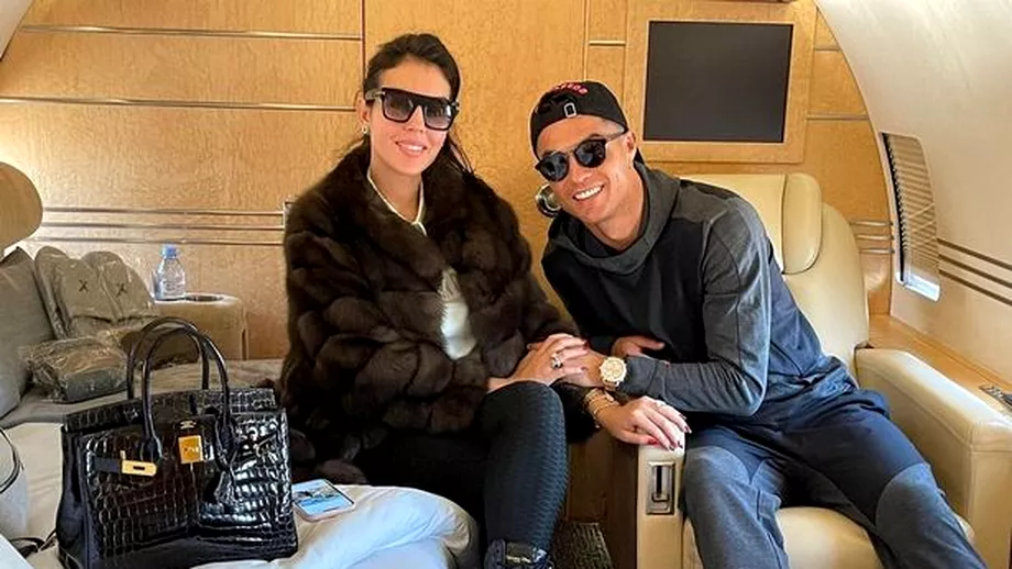 Cum a venit imbracat Cristiano Ronaldo la intalnirea cu seicii din Dubai Cat costa hanoracul creat de un fost fotblist din Armenia Foto