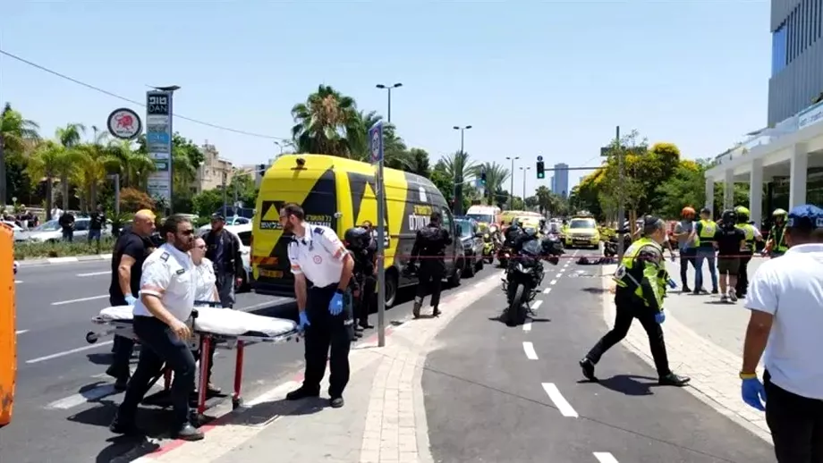 Atentat la Tel Aviv cel putin opt persoane au fost ranite Atacatorul a fost ucis de politie