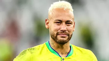 Neymar la pamant dupa eliminarea Braziliei de la Cupa Mondiala Sunt distrus psihic