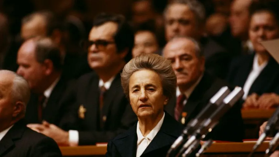 Elena Ceausescu in topul celor mai diabolice femei din istorie Sotia lui Nicolae Ceausescu a fost acuzata de genocid