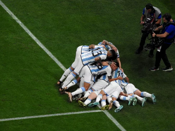 Bucurie argentiniană după golurile marcate. Sursa: Fanatik