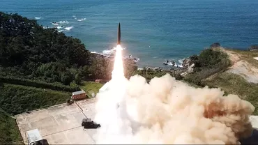Imagini apocaliptice Coreea de Nord si Coreea de Sud au lansat rachete balistice in aceeasi zi