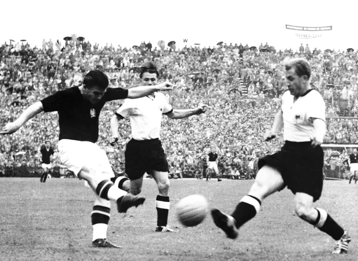 Soccer - World Cup Switzerland 54 - Final - Hungary v West Germany
