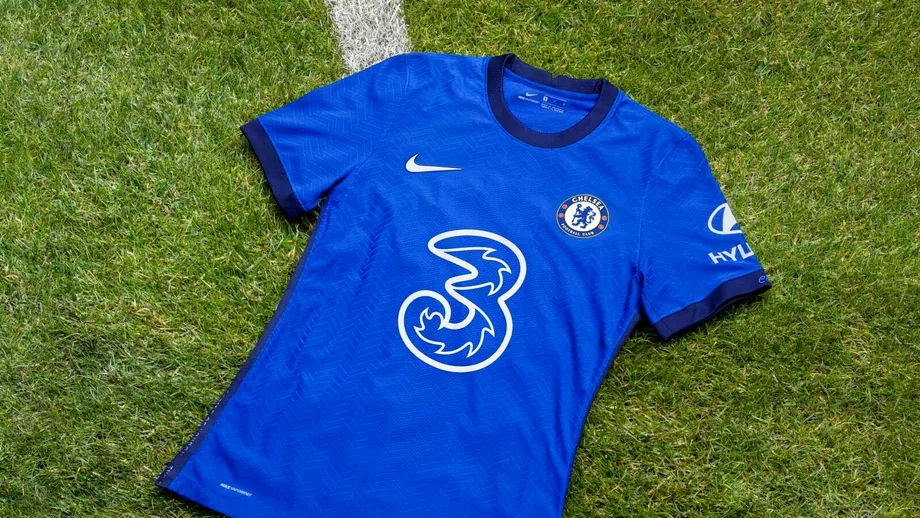 Chelsea sia prezentat echipamentul pentru sezonul viitor Londonezii vor avea un nou sponsor pe tricouri
