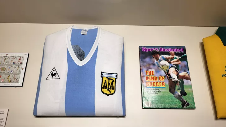 Tricoul lui Maradona din 1986. Sursa: Fanatik